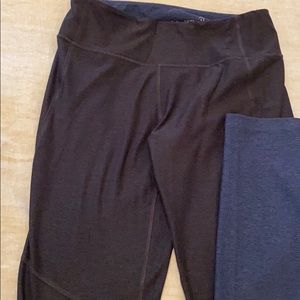 Outdoor Voices 7/8 dipped leggings